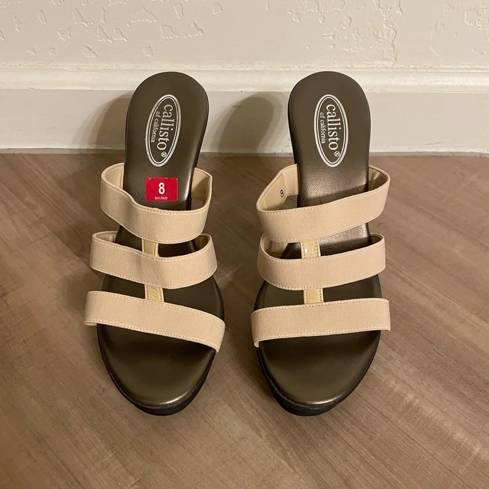 Brand new / never worn - Callisto of California ladies heels - crème color - 4” - Picture 2 of 5